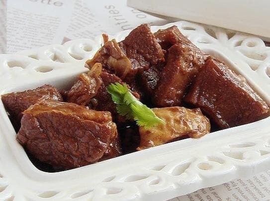 炖牛肉不硬不柴的秘诀：6个关键步骤详解