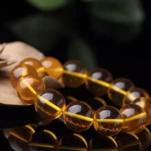 琥珀与蜜蜡的保养指南
