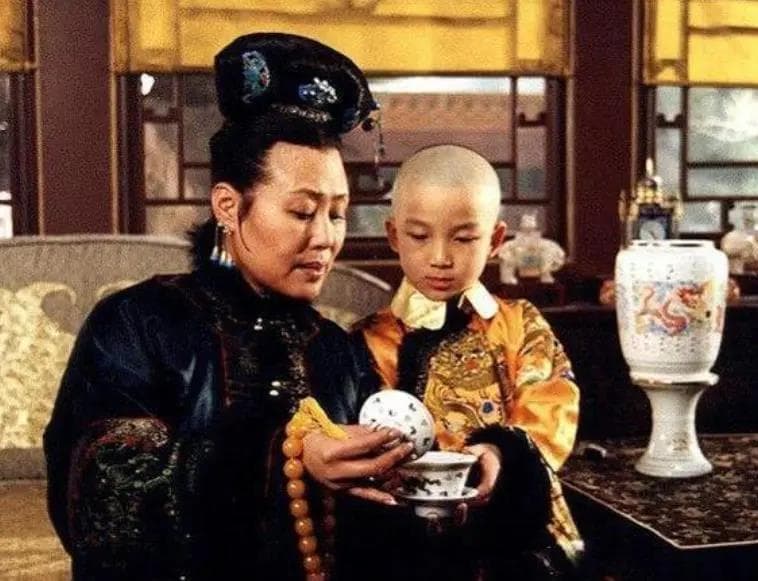 孝庄美貌与智慧并存，为何皇太极就是不喜欢她？只因她有1个缺点