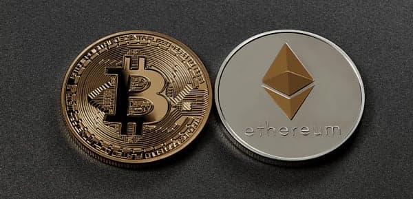 比特币和以太坊缓慢突破关键支撑位