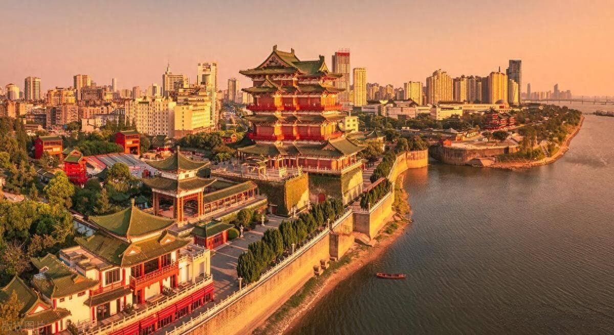 江西三日自驾游攻略：南昌、龙虎山、庐山精华景点全览
