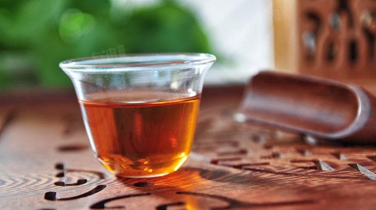 红茶的功效与作用：从温补阳气到抗氧化的多重保健价值