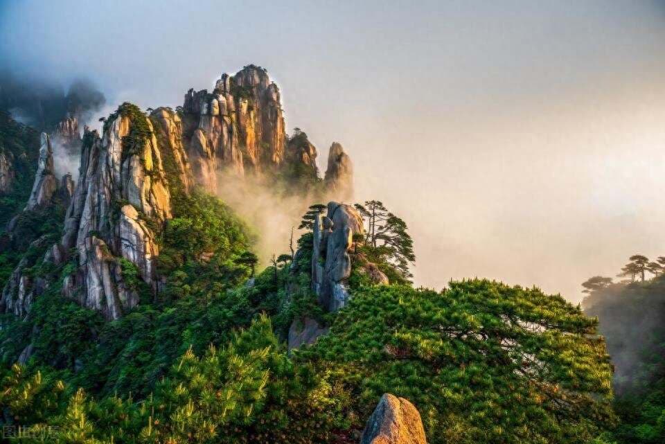 中国十大名山：从珠峰到武夷，每一座都是自然与文化的瑰宝