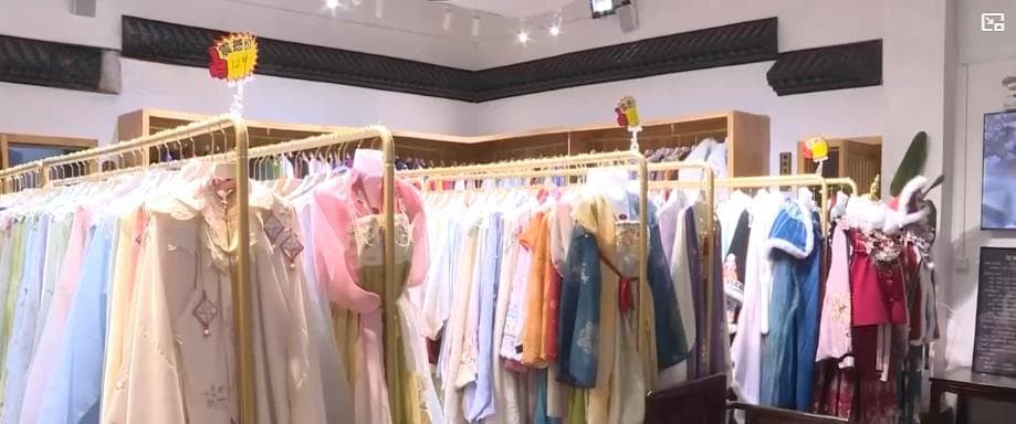 价格低、选择多、体验好……春日错峰出游热度不减 为消费市场注入新活力