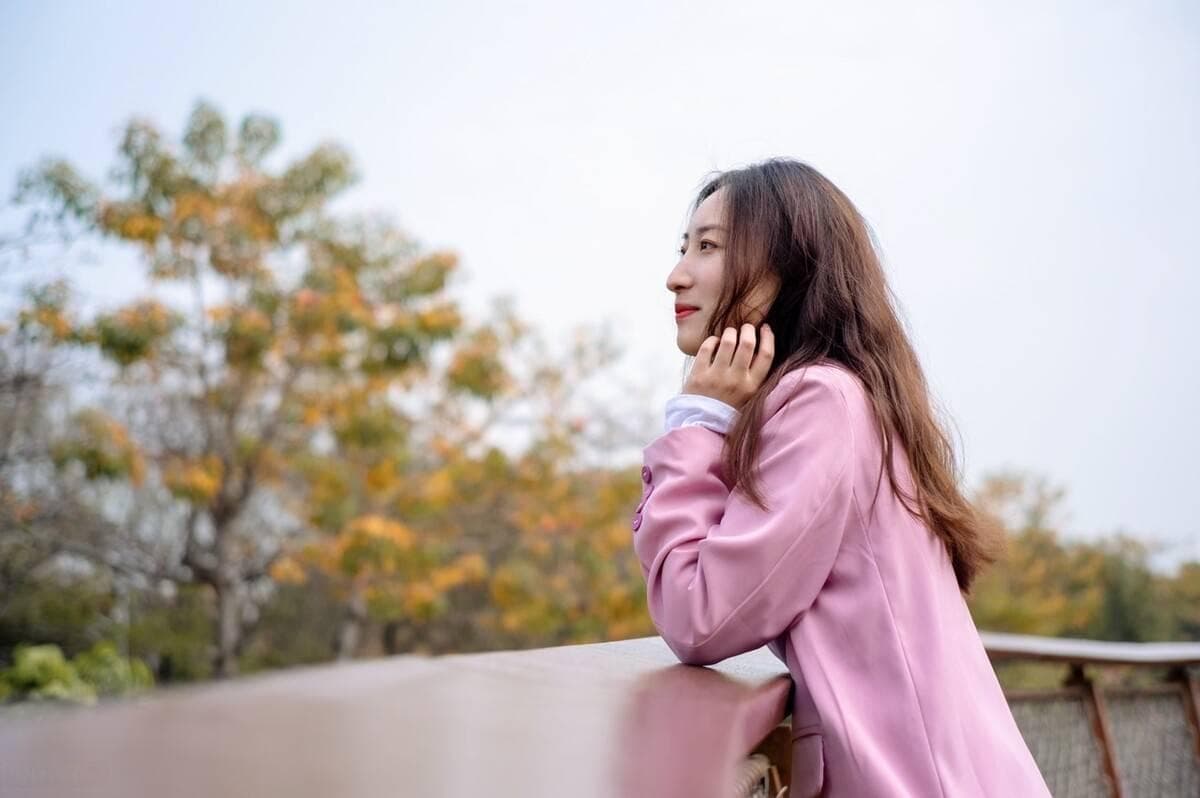 白羊座女性的独特魅力：自信阳光，温暖他人
