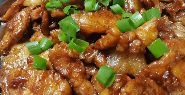 炒菜过咸怎么办？美食达人教您五种实用补救方法