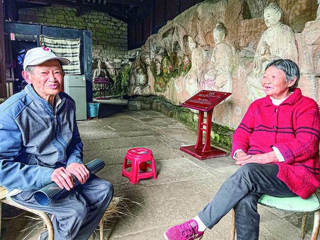 2850处石窟寺的守护者：川渝村民用平凡守护不凡
