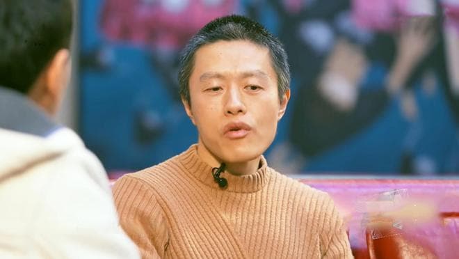 《哪吒2》是票房夺冠了，我却发现一件更糟糕的事，在电影圈发生