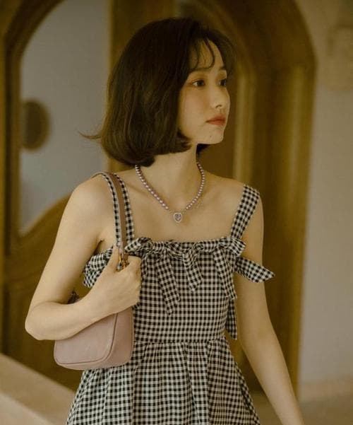 梦见初恋女友：情感、心理与文化解读