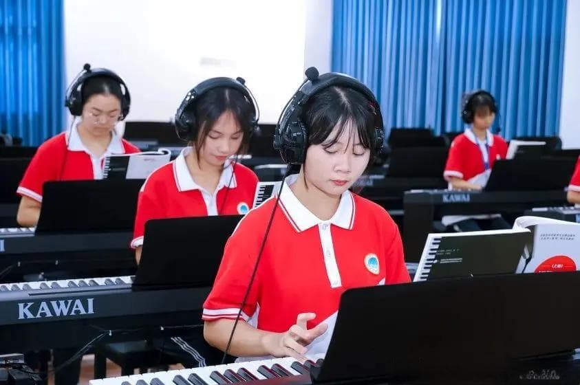 榕城职校 | 在初中职校，学生如何处理好同学关系与师生关系？