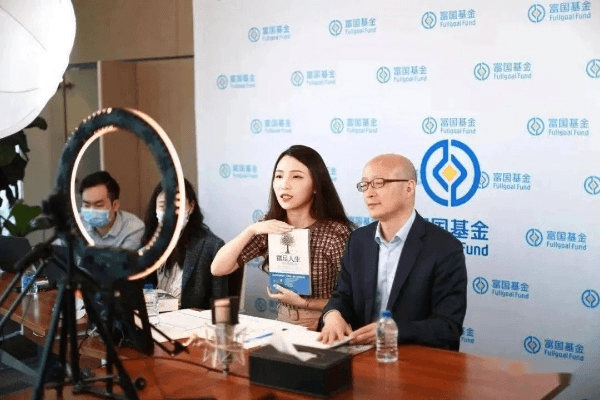 财经主播的财富密码：揭秘他们在直播时代的赚钱之道
