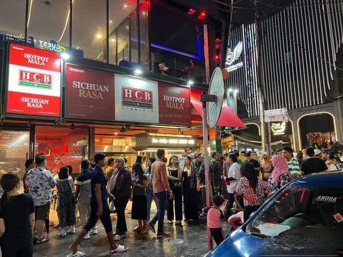 川渝火锅的“麻辣生意经”：在海外引领新“食”尚