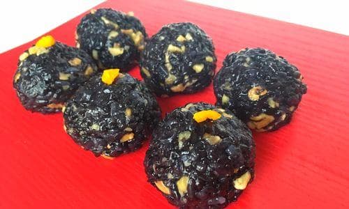 自制乌米饭，香糯可口（不用煮，轻松DIY）