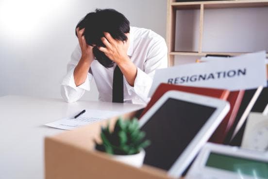 抑郁症自测：9个症状帮你识别，7种方法助你应对
