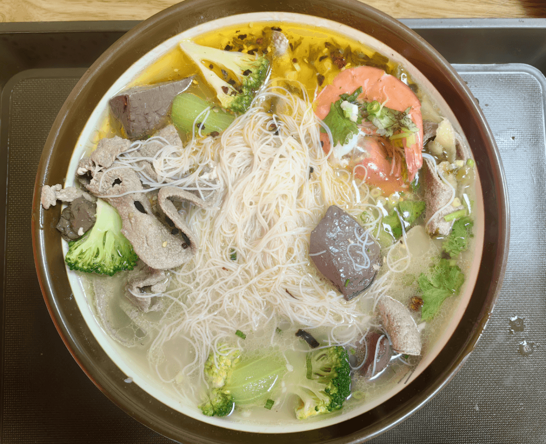 如果去泉州只能吃1顿饭，必须是姜母鸭姜母鸭姜母鸭！