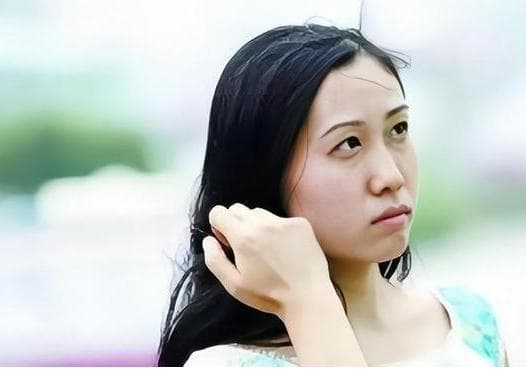 13年前，那个11岁上央视，21岁未婚生三娃的庞秀玉，如今怎样了？