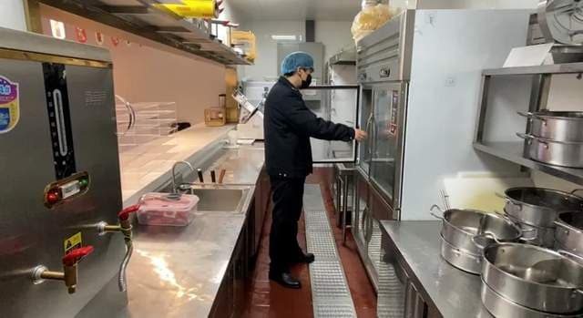 突击检查！知名火锅店被要求立即停业