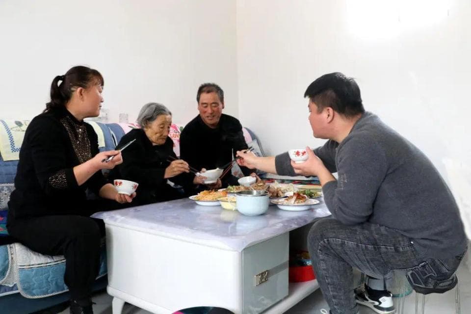 【春节•民勤习俗】 大年初一：拜年