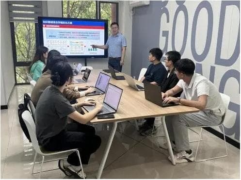 创新知识图谱 打造AI大模型