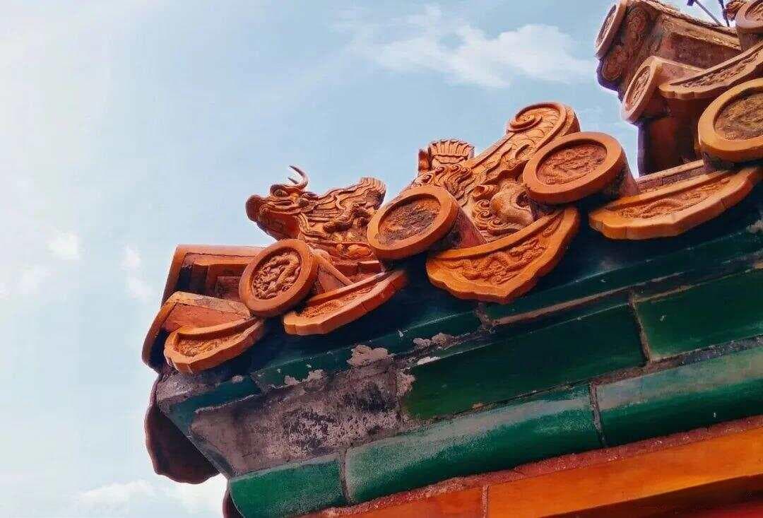 腹有诗书气自华，心怀壮志路自宽——谈谈人的综合素质