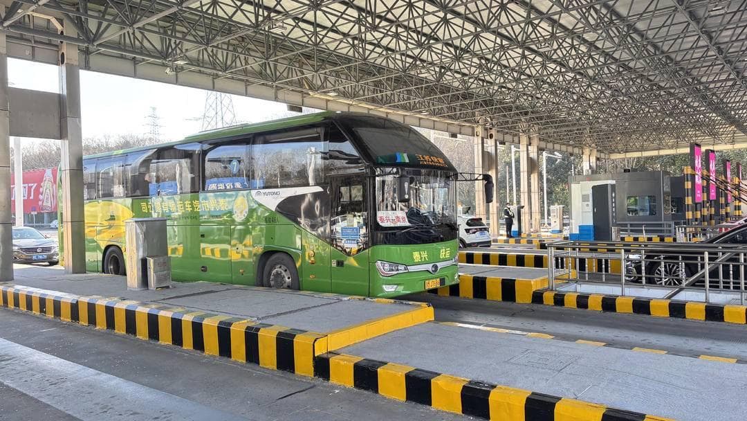 沪宁高速南京站启用“准自由流”：小车20秒过站，通行效率提升31.3%