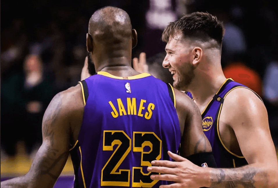 数据帝：詹姆斯缔造两大NBA历史纪录 东契奇变身队史近49年首人