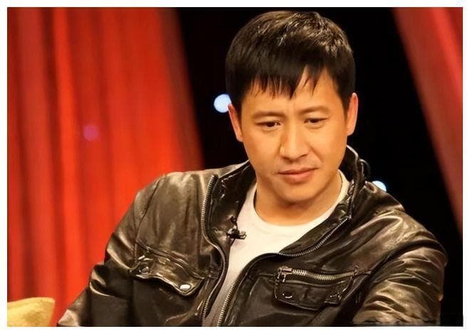 张国强：从梨园世家走出的硬汉演员，演绎人生逆袭的传奇