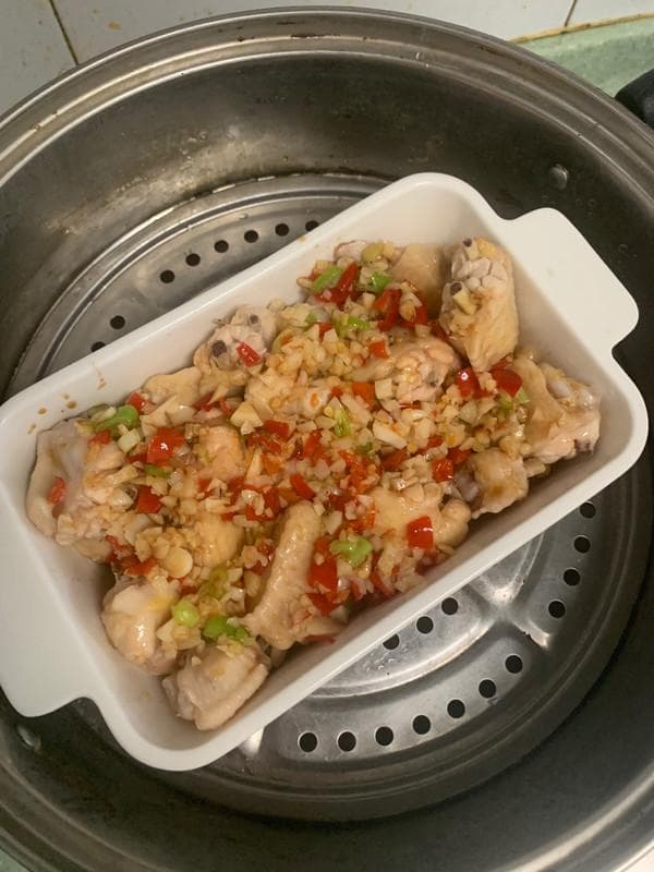 剁椒蒸鸡翅&蒜蓉粉丝蒸虾：家庭聚餐必学菜！