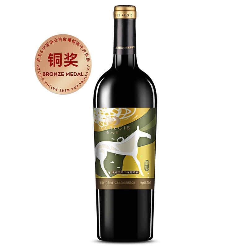 “吹瓶子”是什么意思？酒桌文化中的独特表达