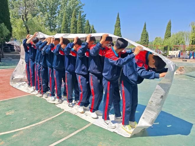 孩子叛逆情绪严重，家长如何帮助孩子快速度过叛逆期？