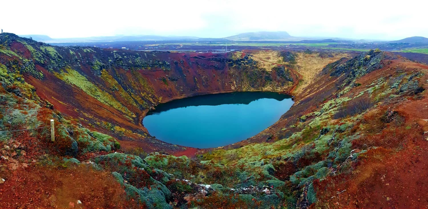 湛江最美打卡地：火山湖与黄金海岸的绝美对比
