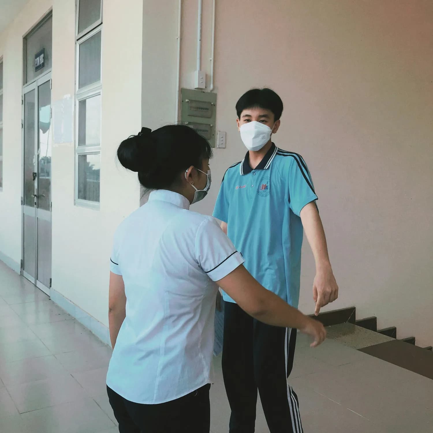 大一新生兼职被骗后的心理自救指南