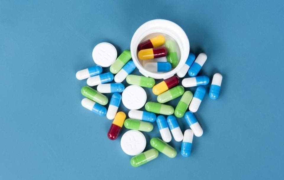 匹伐他汀的不良反应低，但用的人好像并不多，为什么呢？