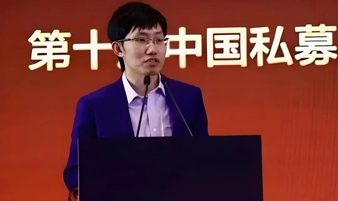 梁文锋与DeepSeek：AI大模型领域的创新传奇