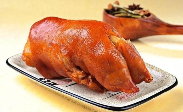 老年人多吃猪脚，不仅治病，还有助于长寿？有没有科学依据？