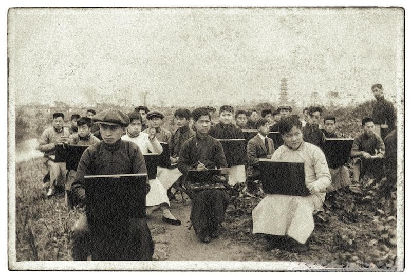 见证城市生长、记录时代精神，影像里的上海百年历程