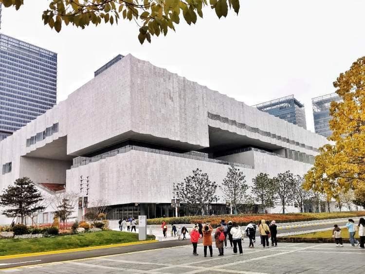上海博物馆东馆建筑初探