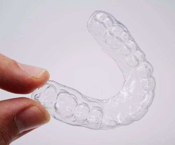 正畸小知识：保持器损坏后应该如何处理？