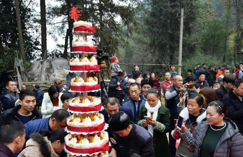 “福如东海，寿比南山”，“东海“和”南山”分别是指哪里？