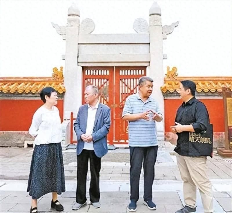 “人间清醒”的史铁生，成了00后的“互联网嘴替”