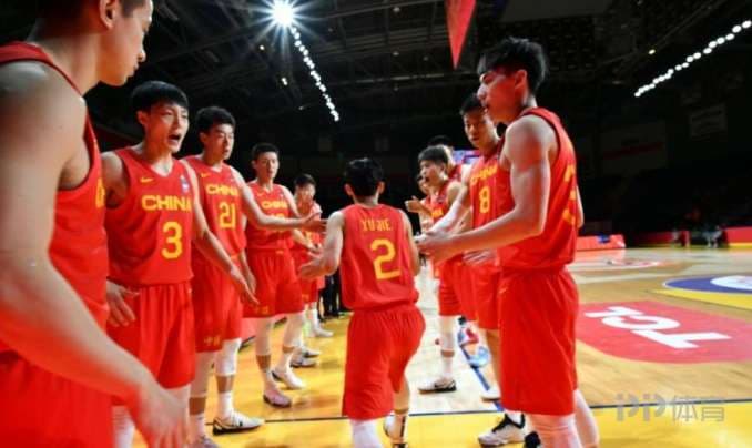 中青报：比无缘奥运更让人感到迷茫的 是中国男篮看不清的未来