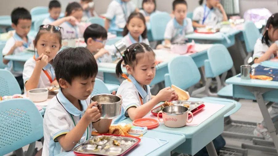 上海首个！徐汇区中小学全面推行午餐选餐制