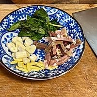 罗勒咸肉上汤螺丝：春季限定美味，简单易做