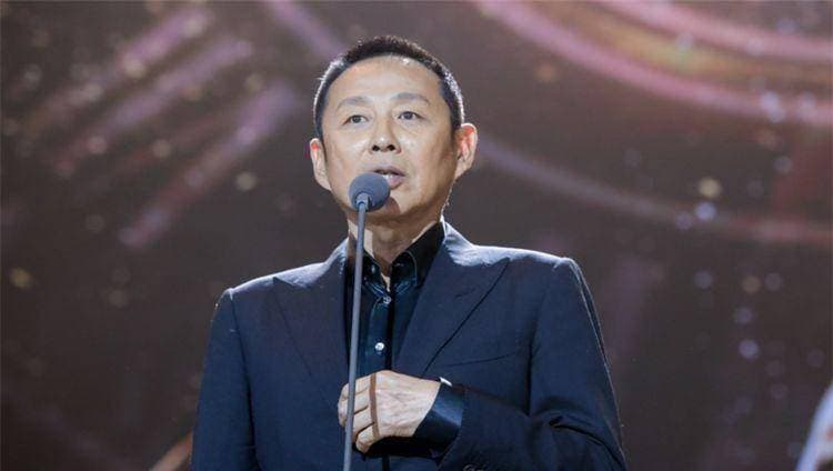 国家一级演员陈道明，用生命和热血演戏，既是演员也是文人