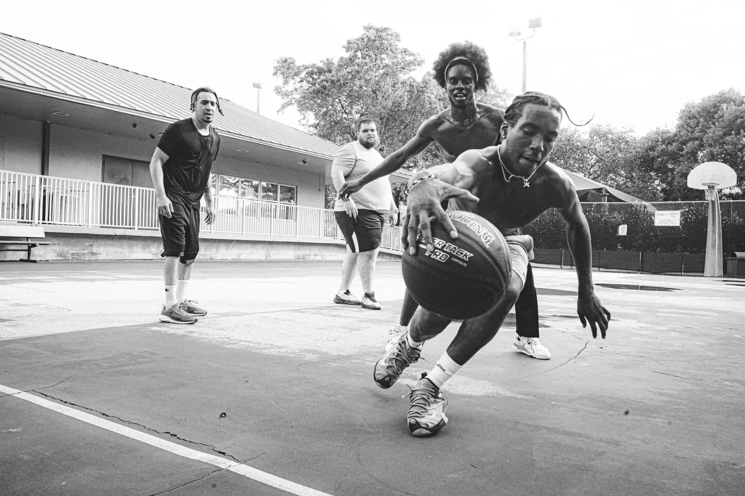 NBA2K20手游：艾弗森的比赛风格与操作技巧详解