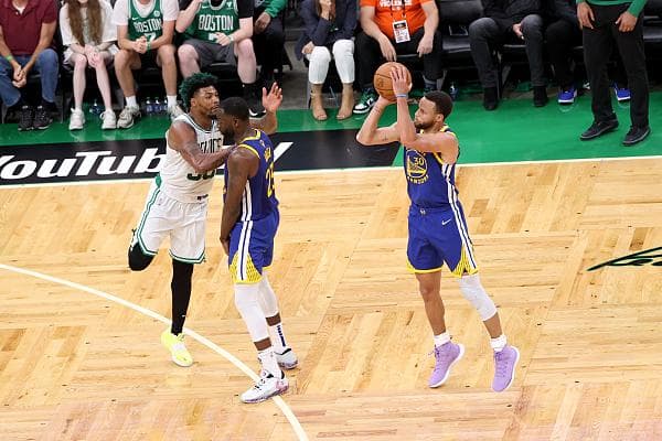 2025年NBA总决赛：勇士时隔4年再夺总冠军，科技助力球队崛起