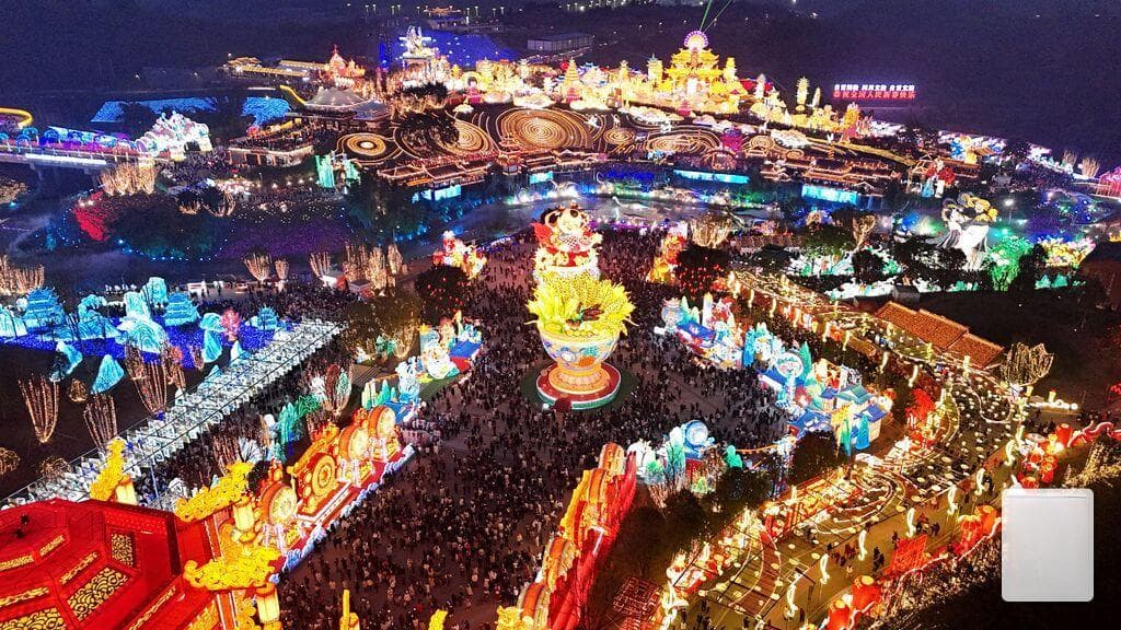164.84万人次！一座城市的味道尽在幸福时光里·自贡春节假期文旅活力迸发