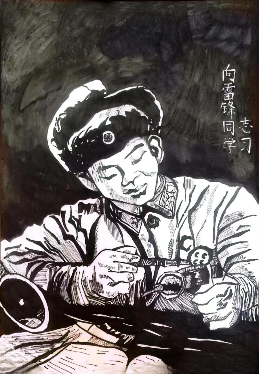 童心绘雷锋，精神永传承
