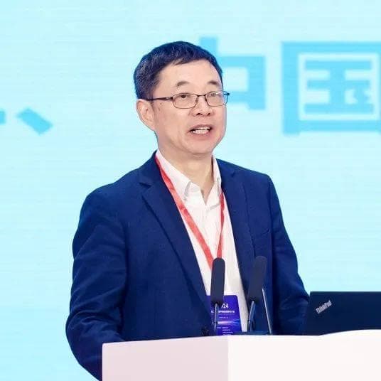 杨宗凯：高等教育数字化转型是有路径图和规律的