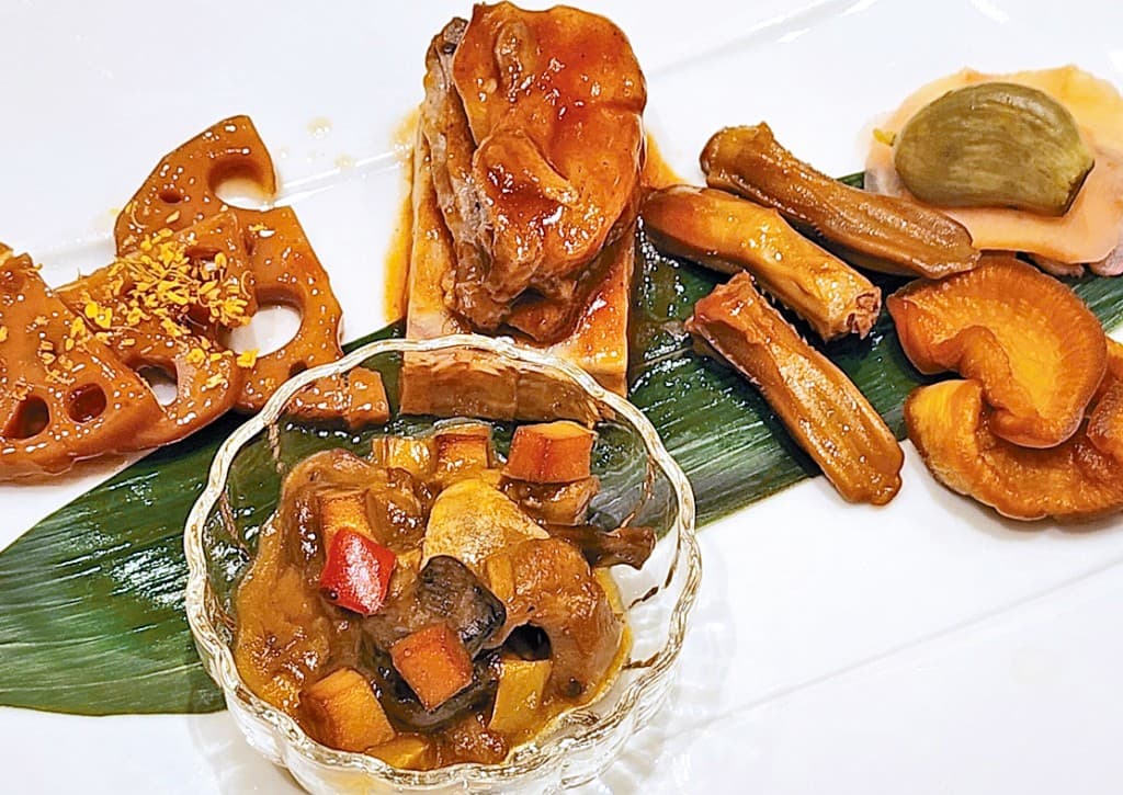 中国饮食文化大师重现《红楼梦》经典名菜
